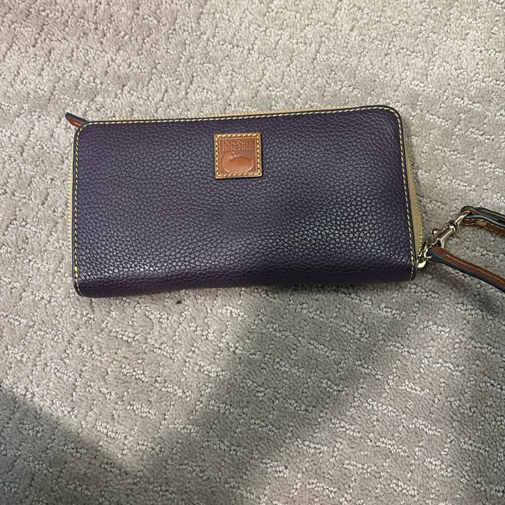 Dooney & Bourke Wristlet